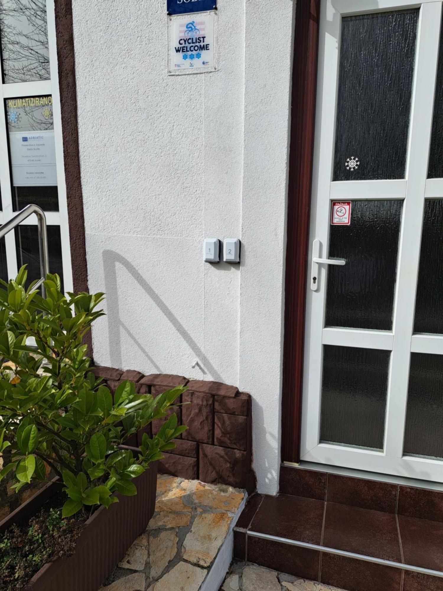 斯诺基 莫德鲁三旅馆酒店 外观 照片